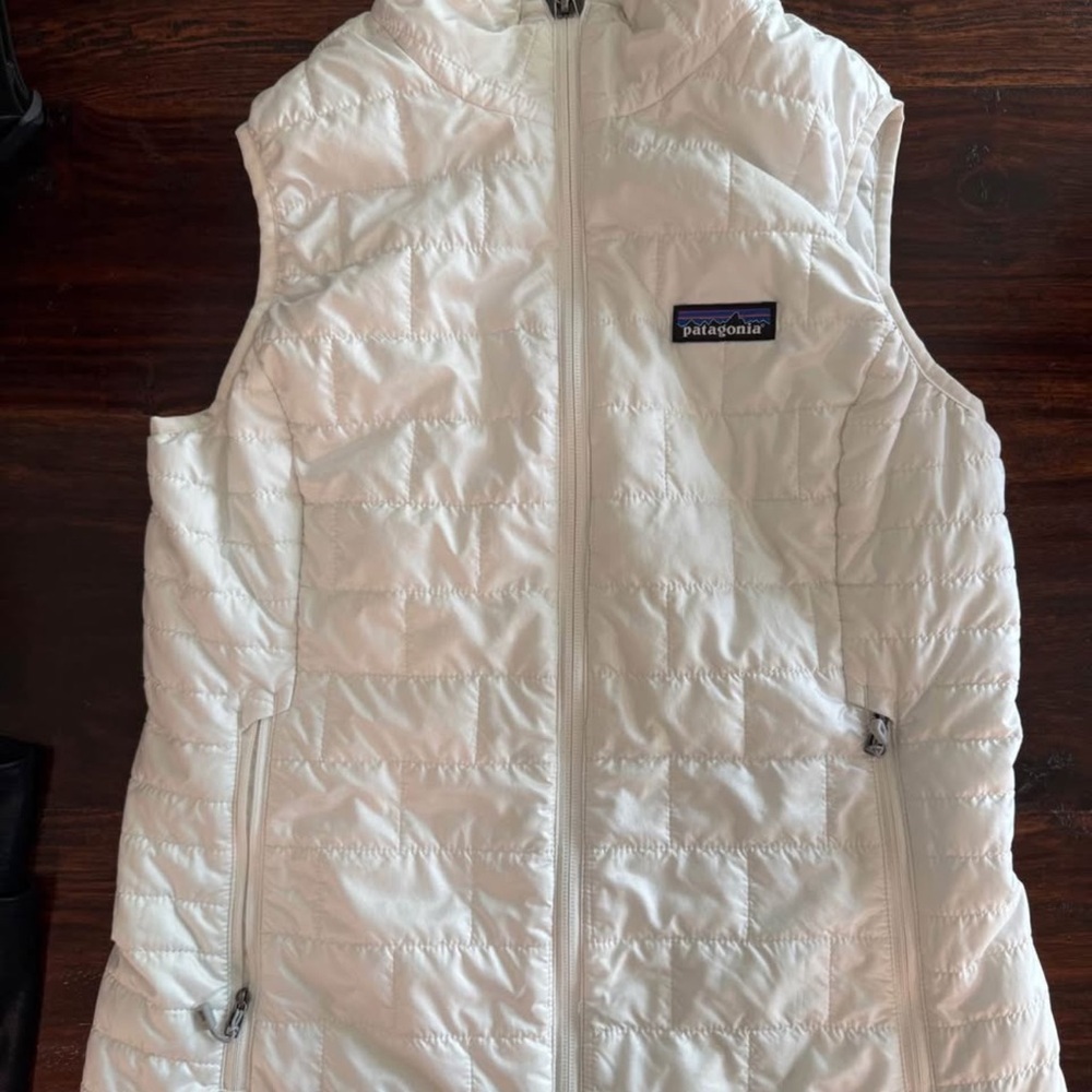 Patagonia White Quilted Vest